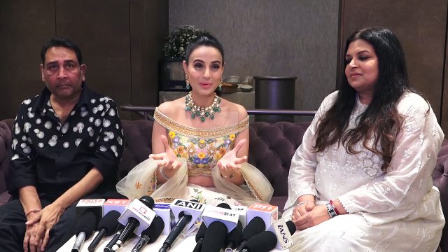 Gadar 2 की कामयाबी का जश्न मना रही Ameesha Patel ने SRK की Jawan पर किया रियक्ट