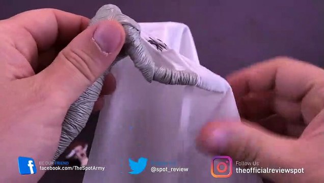 NECA Universal Monsters Bride of Frankenstein Colorized Version Figure