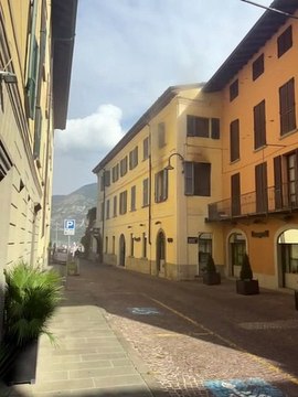 Iseo, incendio in un appartamento: due ragazzi salvati dall'agente della polizia locale