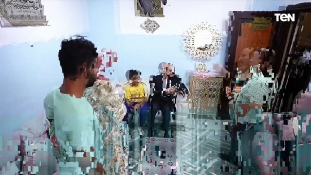 بعدما زاره الرئيس في منزله ،، مواطن يهدي الرئيس السيسي هدية قيمة ،، تشريفك لينا عظيم ياريس