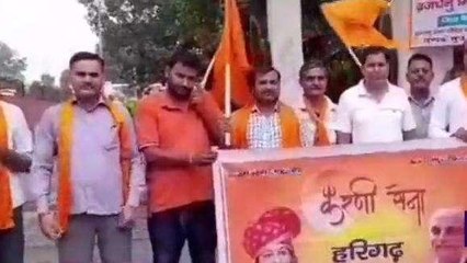 अलीगढ़: आतंकवादियों पर कड़ी कार्रवाई की मांग, करणी सेना ने प्रधानमंत्री के नाम सौंपा ज्ञापन