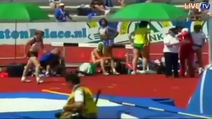 35 INAPPROPRIATE MOMENTS IN WOMEN_S SPORTS(720P_HD)