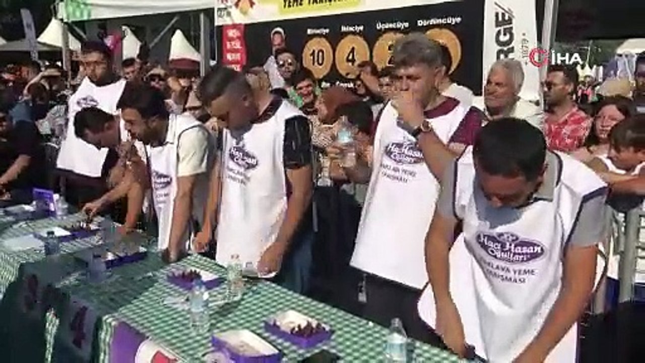 6 dakikada 44 dilim baklava yedi, tam altın kazandı
