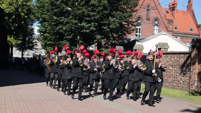 Odsloniecie tablicy MKZ Katowice. Reporter - Marzena Bugala-Astaszow