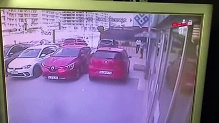 Esenyurt'ta suç çetesinden 250 bin dolarlık hırsızlık