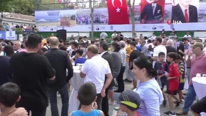 Eyüpsultan Belediyesi, Parseller Spor Sahası'nı futbolseverlerle buluşturdu