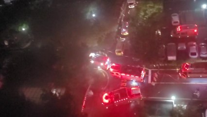 아파트 지하주차장에 세워둔 트럭에서 불...차량 3대 소실 / YTN