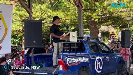 Noel Pearson addresses the crowd