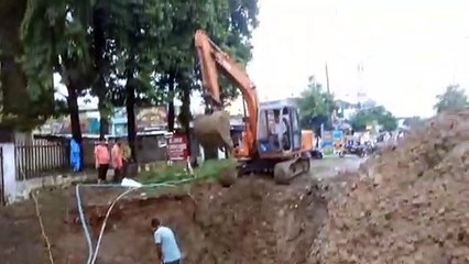 #WaterCrisis: 48 घंटे में भी ठीक नहीं हो सका लीकेज