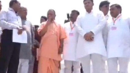 कठिन समय में यूपी सरकार आपको दे रही 30 हजार रूपये महीना, जानिए कैसे ले सकते हैं लाभ