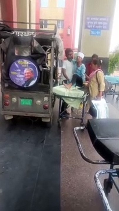 जयपुर में 65 में से 58 दौड़ रहीं 108 एम्बुलेंस लेकिन घंटों इंतजार के बाद नहीं भी पहुंच रहीं