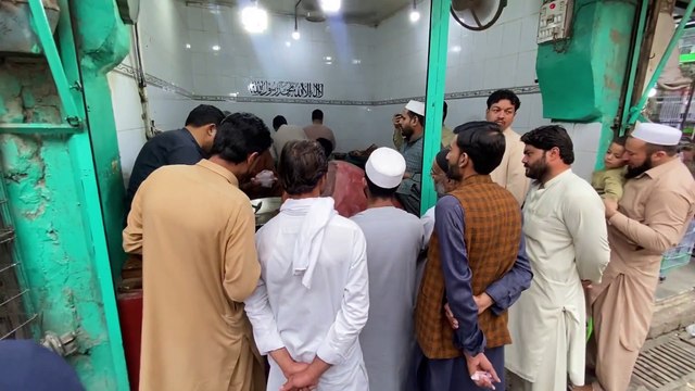 Khan Zameer Siri Paye - Subah Ka Nashta - Ramadan Street Food - Peshawari Siri Paye - Bong Paye