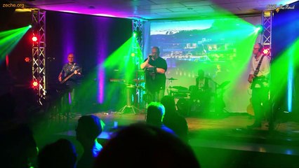 ONE 4 The Road - Hollywood Hills