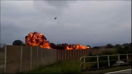 İtalya Hava Kuvvetleri'nin gösteri uçağı düştü: Beş yaşında çocuk öldü