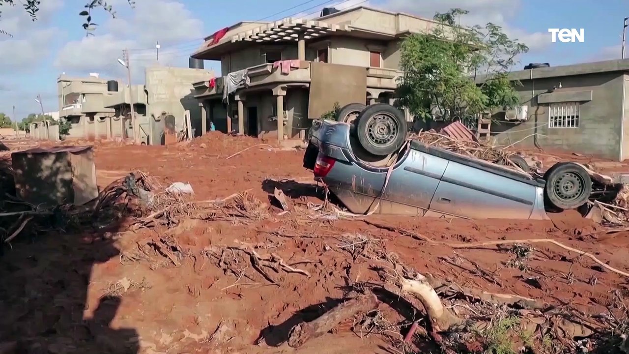 درنة الغارقة تحت العاصفة دانيال.. مشاهد مؤلمة ومبكية تكشف حجم الكارثة الليبية