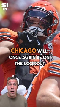 Justin Fields Struggles for Chicago Bears