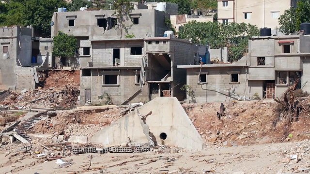 Socorristas buscan a miles de desaparecidos en Libia una semana después de inundaciones