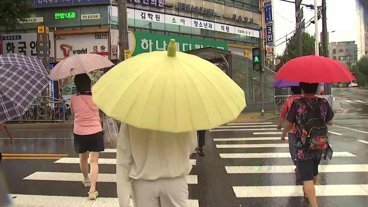 [날씨] 구름 많고 선선, 서울 26℃...퇴근길 서쪽부터 비 시작 / YTN