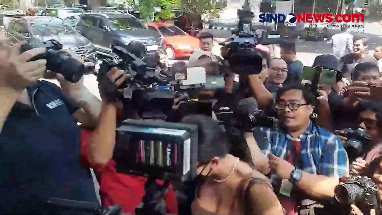 Siskaee Hadir Jalani Pemeriksaan Kasus Produksi Film Porno di Polda Hari  Ini - Video Dailymotion