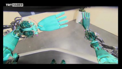 Tesla'nın insansı robotu Optimus'un son versiyonu ortaya çıktı