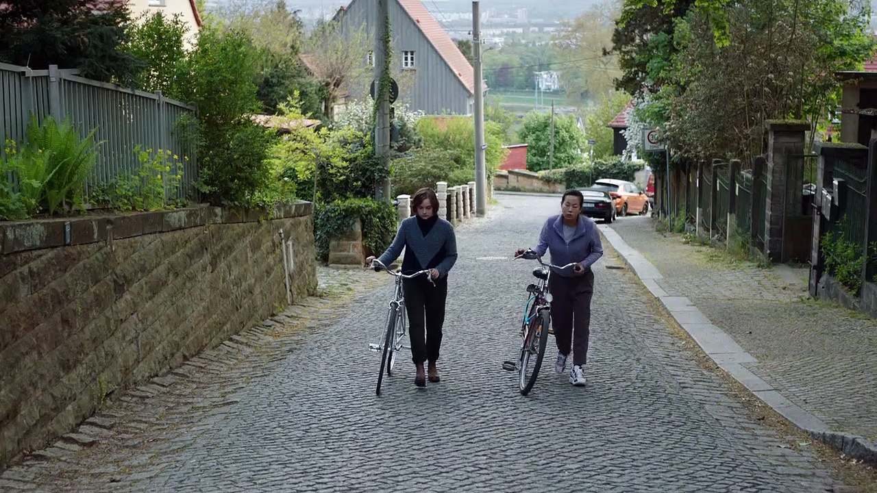 Zwischen uns der Fluss Trailer DF