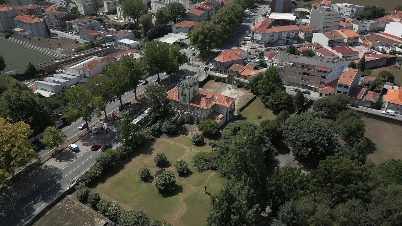 As Casas de Ramalde e do Viso em Caminhos da História de Joel Cleto