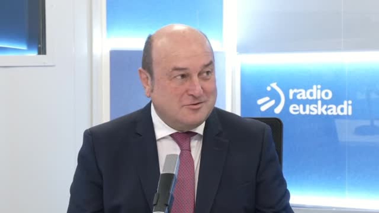 Ortuzar cree que el PSOE y Sánchez "solo quieren hablar de la investidura", mientras que PNV y Junts de "la investidura y de la legislatura"