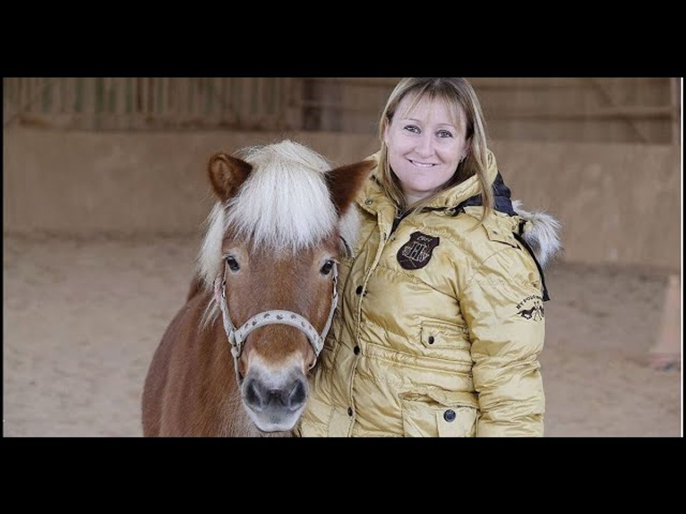 PHOTOS Julie (L'amour est dans le pré) très amoureuse : elle présente son nouveau compagnon "telleme