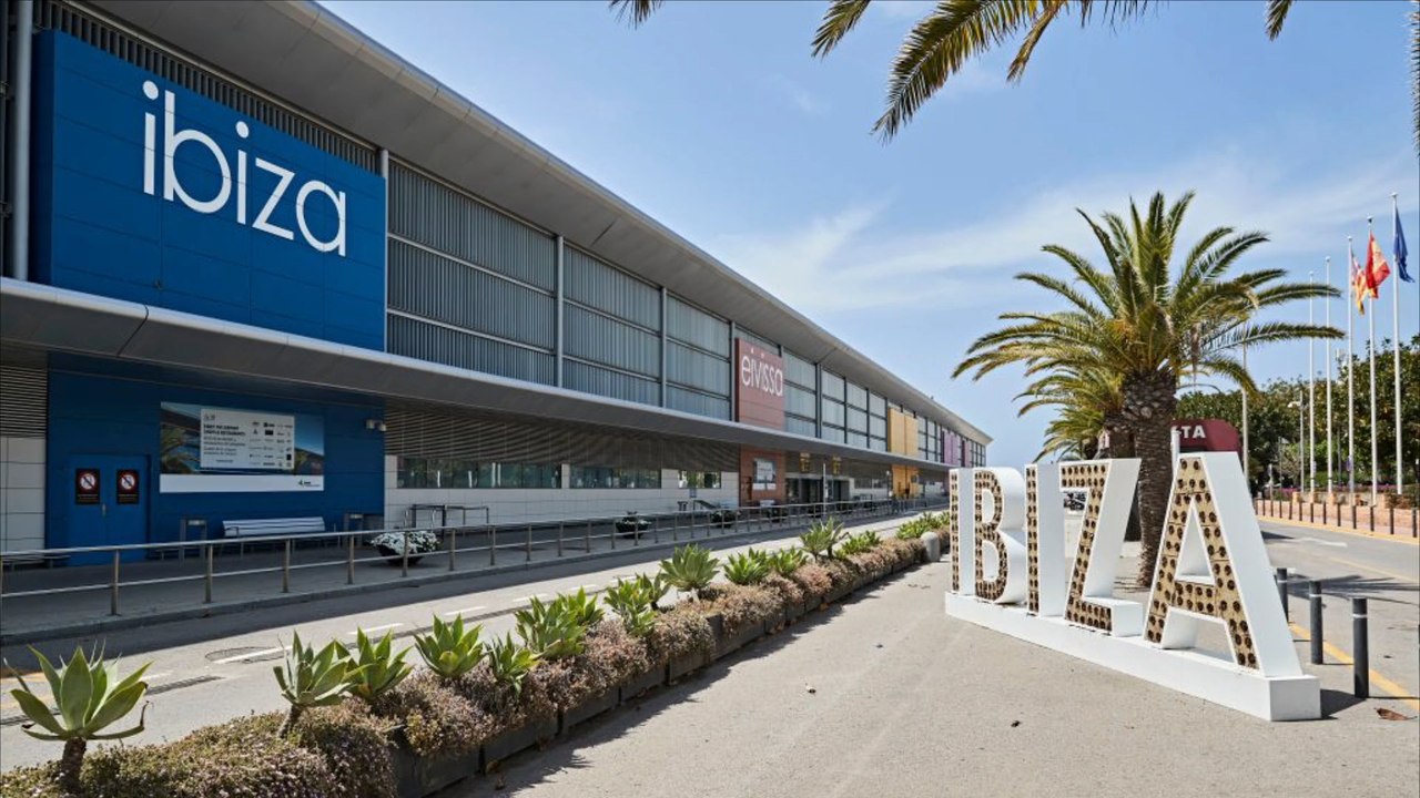 Notlandung in Ibiza: Lufthansa-Flug sorgt für Chaos am Airport