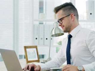 Neue Umfrage schlägt Alarm: Die Deutschen sitzen zu viel