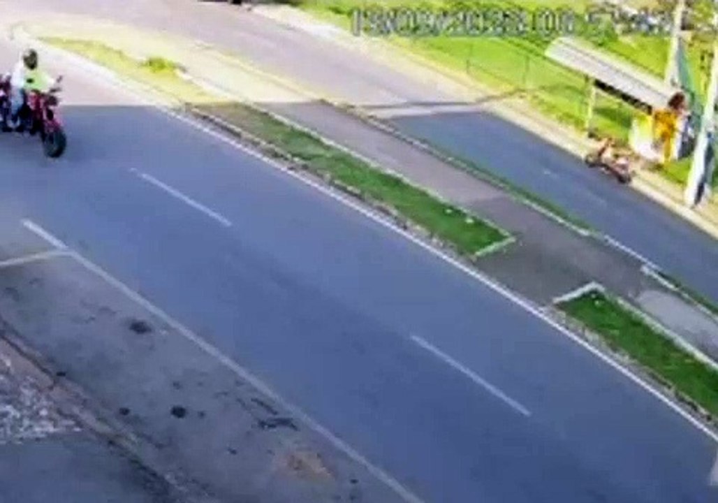 Homem incendeia padrão de energia da Câmara Municipal de Araxá
