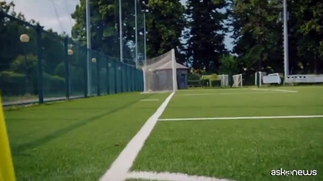 Salute, Fabio Caressa in campo per lo spot Tutta un'altra SMA