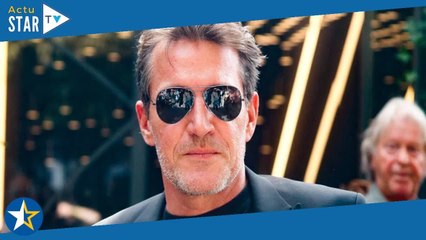 Trio gagnant  Benjamin Castaldi pose avec ses fils Julien et Simon pour une occasion spéciale, le