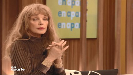 Arielle Dombasle face à « un grand bonheur » : cette nouvelle qui la comble