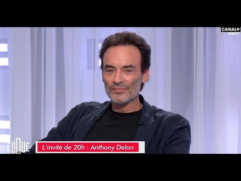 Anthony Delon ému face à une image de son père, il donne de ses nouvelles : je l'ai vu hier