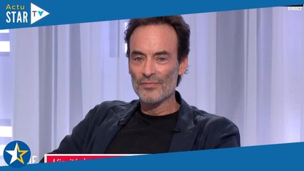 Anthony Delon ému face à une image de son père, il donne de ses nouvelles  je l'ai vu hier