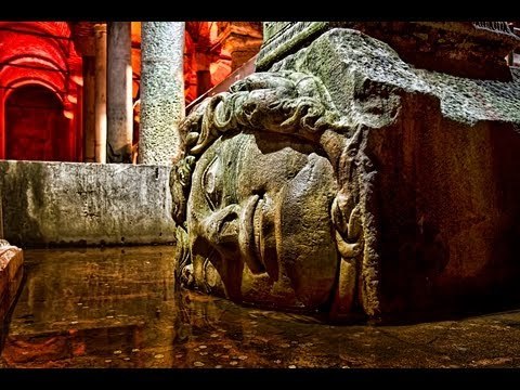 Yerebatan Sarnıcı The Sunken Cistern