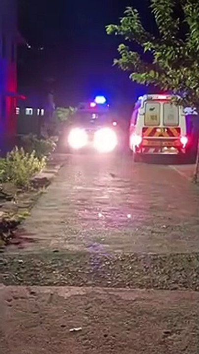 एकलव्य विद्यालय के छात्रों ने खाया जहरीला खाना, अस्पताल में भर्ती - देखें वीडियो