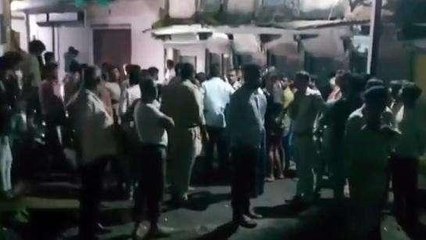 रतलाम: युवक की हत्या से गांव में तनाव,हालात से निपटने भारी पुलिस बल तैनात