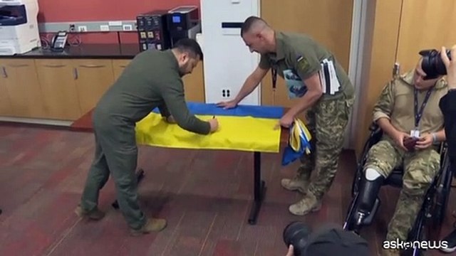 Zelensky a New York visita i soldati ucraini feriti in ospedale