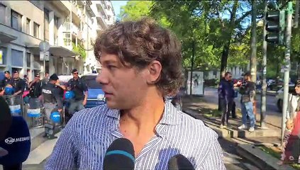 Sgombero ex cinema Splendor, gli studenti: "Non abbiamo ricevuto avvisi, la polizia ? entrata mentre dormivamo"