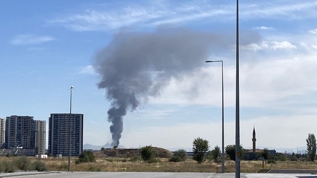Ankara'da sanayi sitesinde yangın