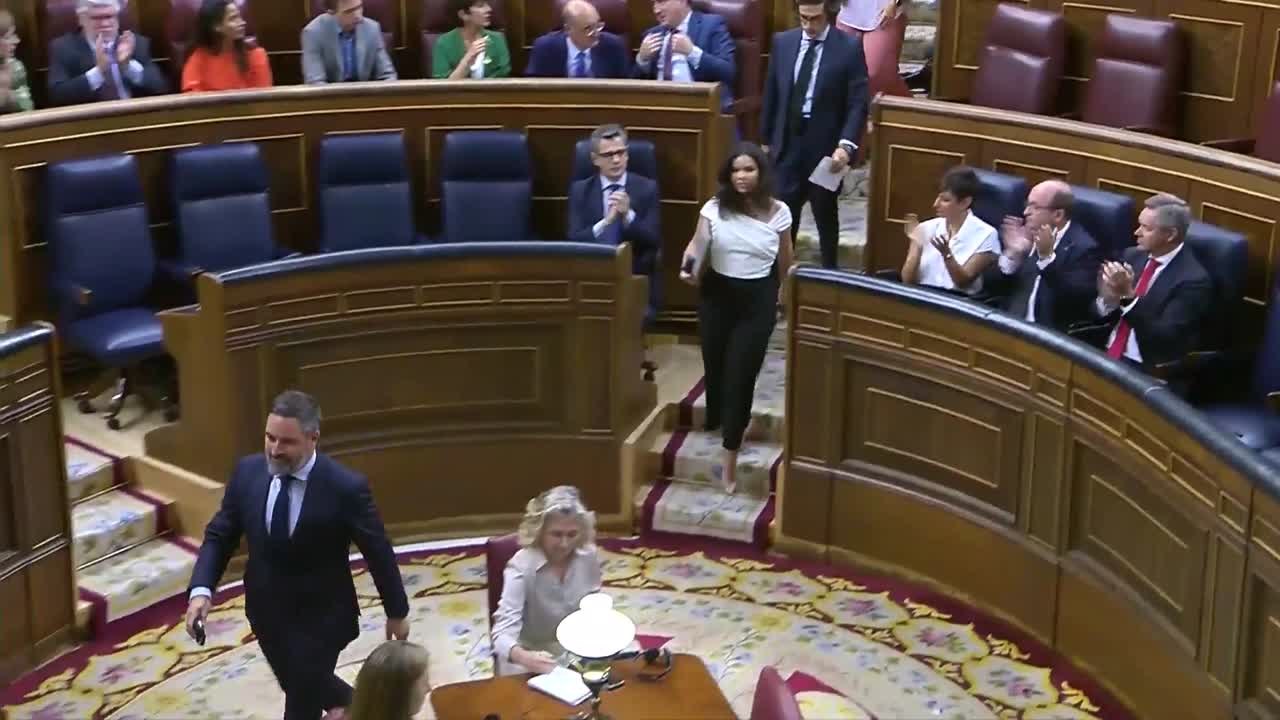 Vox abandona el Pleno mientras se hablaba en gallego