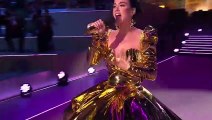 Amerikalı şarkıcı Katy Perry müzik haklarını 225 milyon dolara sattı