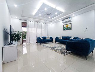 Charmant Appartement Meublé de 4 Pièces à Neuilly, Abidjan 🏢