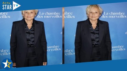 Il suffit de regarder physiquement…  Muriel Robin sans filtre sur cette maladie qui l’a rongée pe