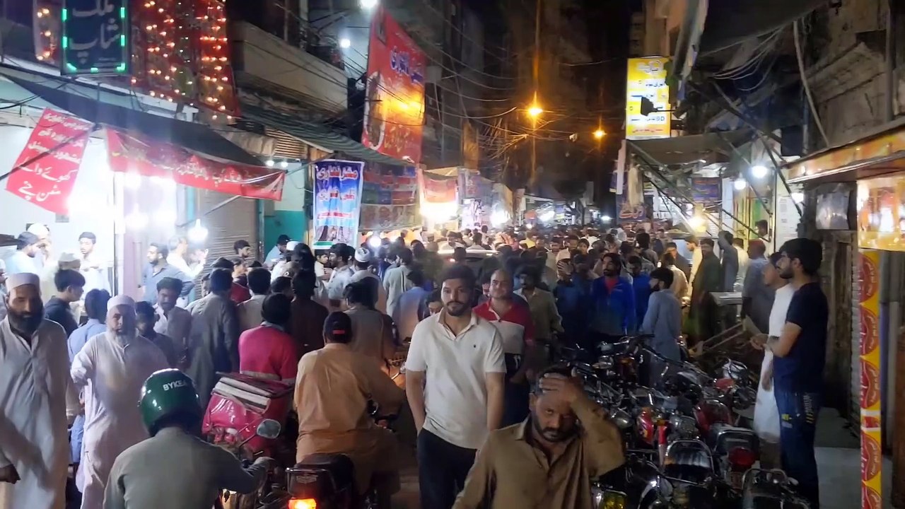 Akbar Jee Siri Paye - Kartarpura Street Food in Ramzan - Sheep Trotters Stew - Murgh Chole - Ojri