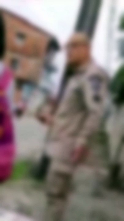 PM é filmado hostilizando estudante de Camaçari que quebrou retrovisor em acidente