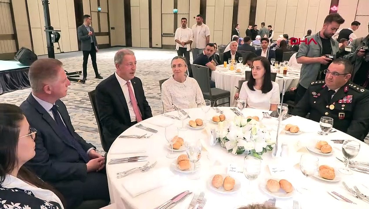 Hulusi Akar: Ermenistan'ın uzatılan barış elini boş döndürmemesi temennimiz