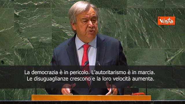 Guterres: Tempo di compromesso globale, democrazia in pericolo e autoritarismo incalza